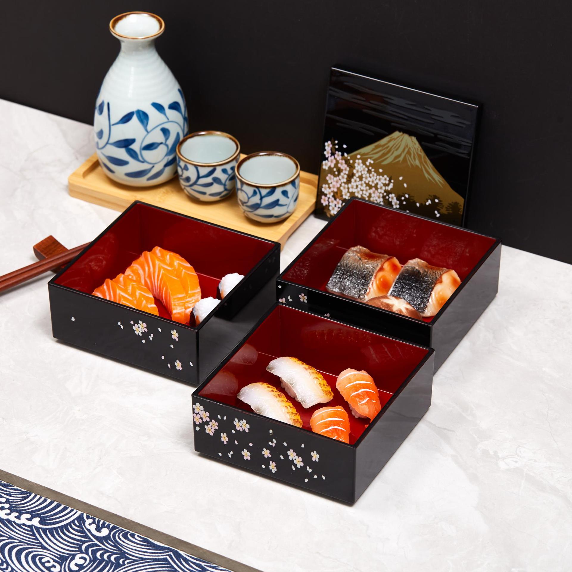 Meal Prep Japanese Food - Japanische Bento-Boxen für Büro, Gesunde Mahlzeiten-Vorbereitung,